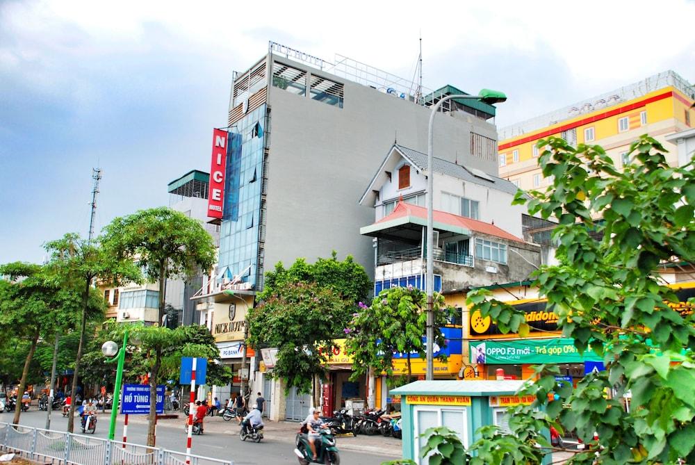 Nice Hotel Hanoi Buitenkant foto